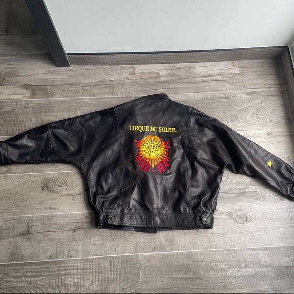 H-Bar Vintage 90’s Cirque du Soleil leather jacket - Picture 11 of 11